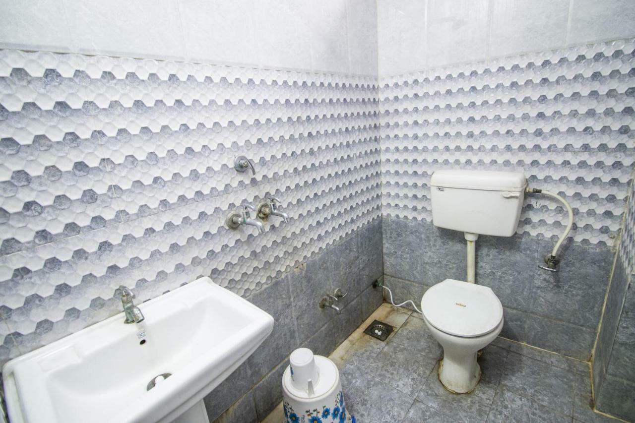 Hotel Gujarat Palace Ujjain Eksteriør bilde