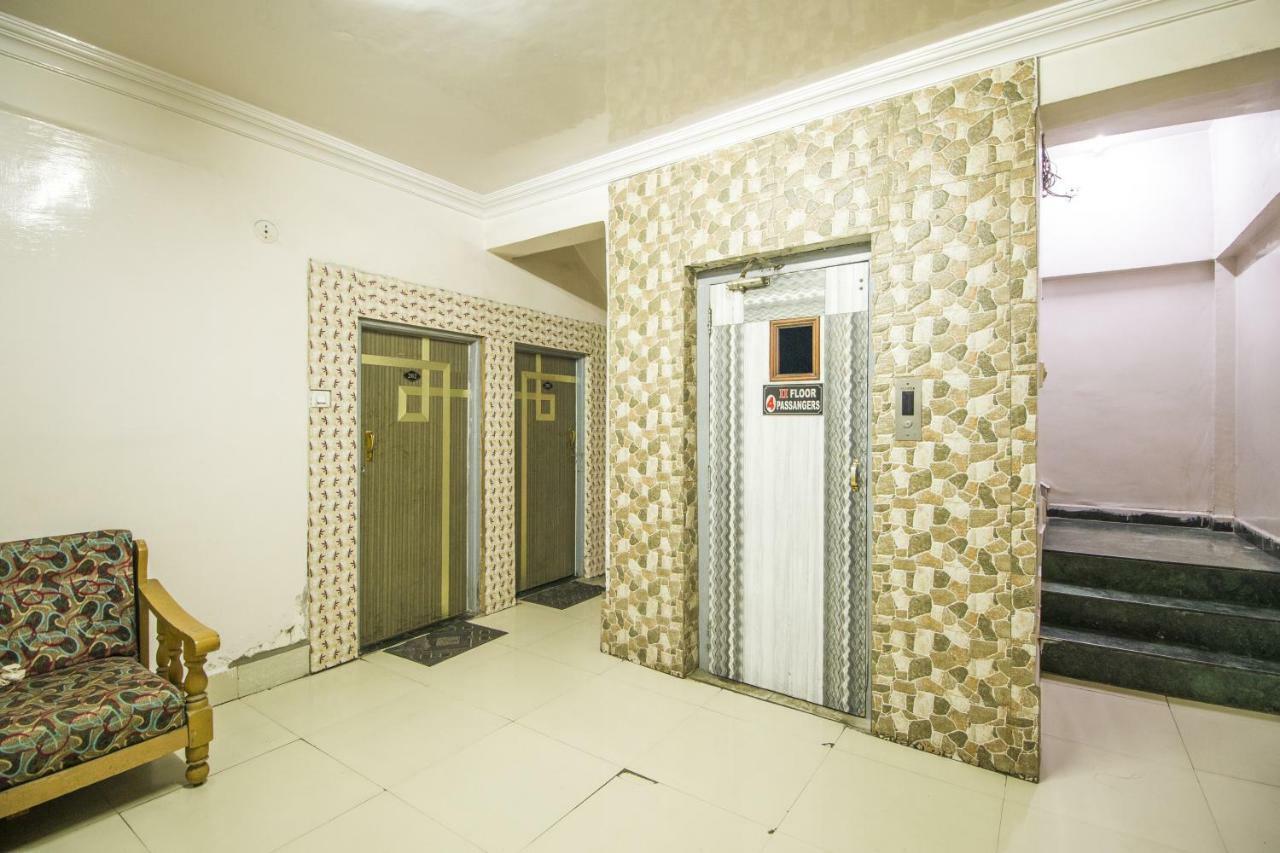 Hotel Gujarat Palace Ujjain Eksteriør bilde