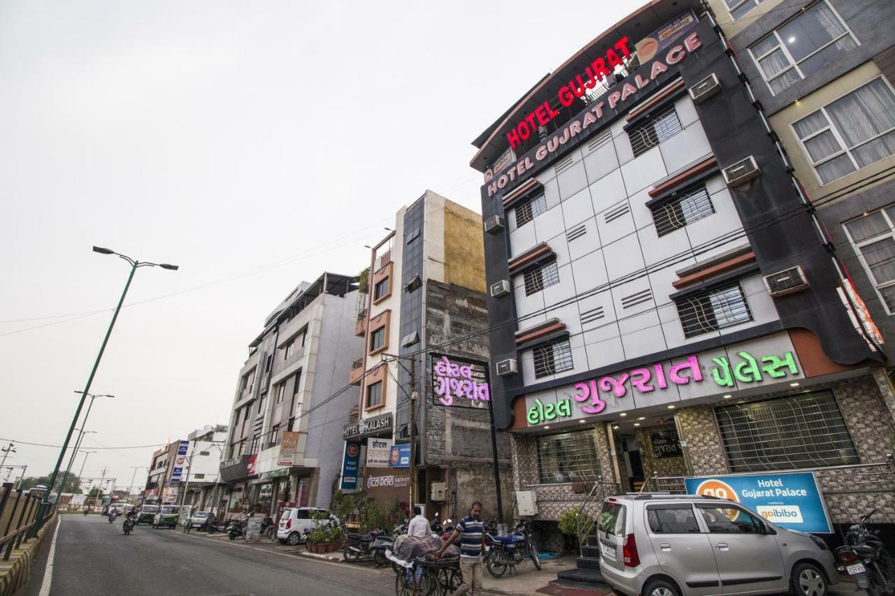 Hotel Gujarat Palace Ujjain Eksteriør bilde